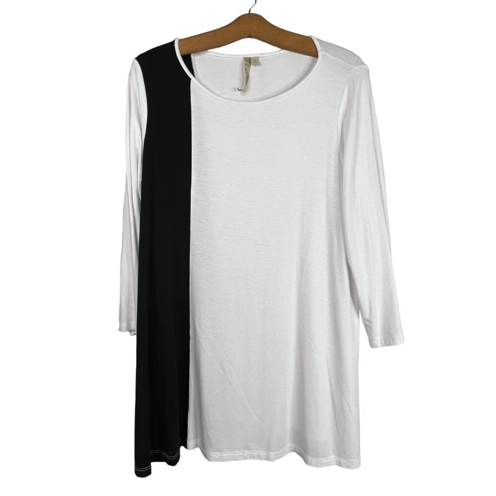 Comfy USA Tunic Shirt Size Medium Colorblock 3/4 Sleeve Lagenlook White Black